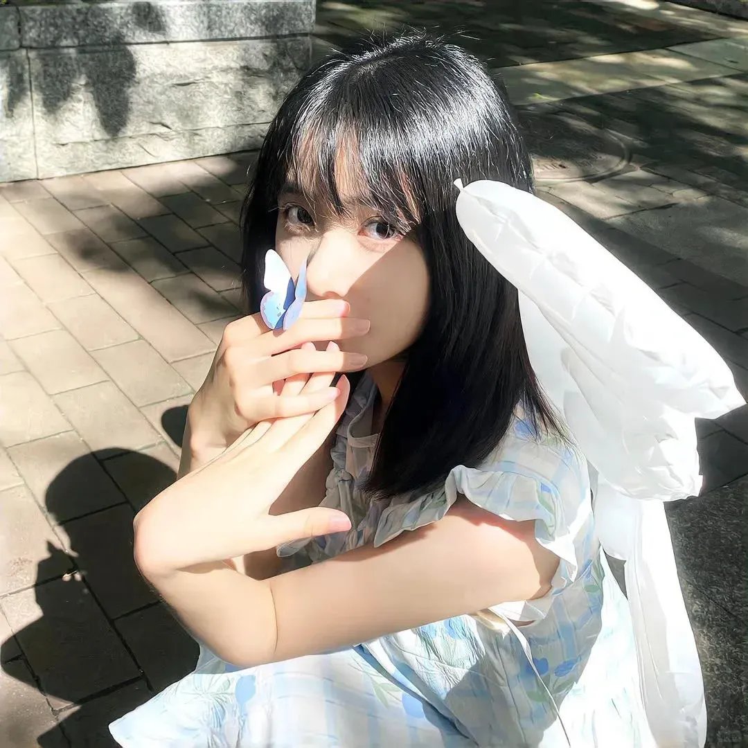 玉米上的麻雀